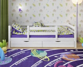 Детская кровать из массива березы Соня-5 (Белый/Лак) в Советском - sovetskiy.ok-mebel.com | фото 1