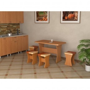 Кухонный стол и 4 табурета Титул в Советском - sovetskiy.ok-mebel.com | фото 1